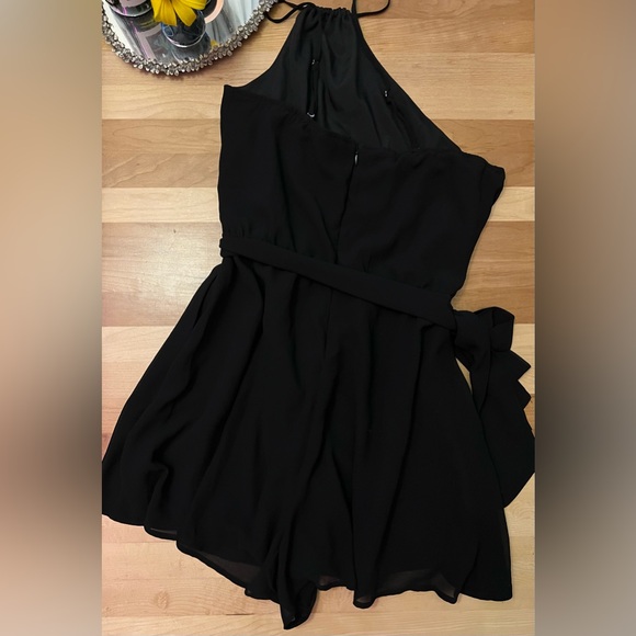 Dynamite | One-shoulder romper - Picture 5 of 5